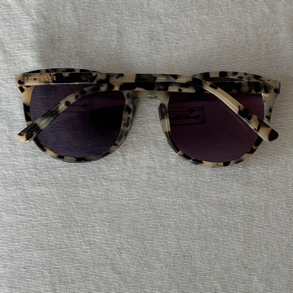 Ted Baker Faux Tortoise Print Sunglasses with Pink Mirror Lenses Classic Playful main image 10